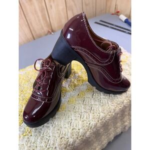 Patent Lace-Up Chunky Heel Pumps in Burgundy